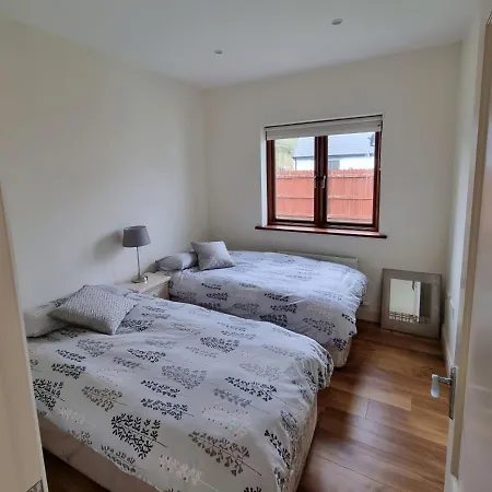 4 Bedroom In Union Hall, West Cork