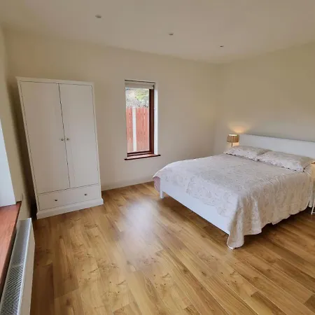 Dom wakacyjny 4 Bedroom In Union Hall, West Cork